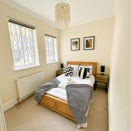 Luxury 3Bedroom Apartment In Thames-Side London Living Exterior foto